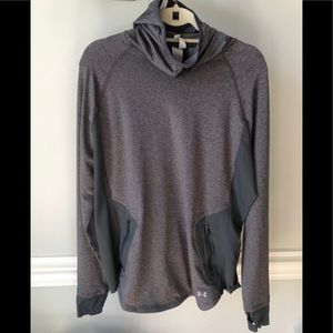 Women’s Under Armour fitted hoodie EUC